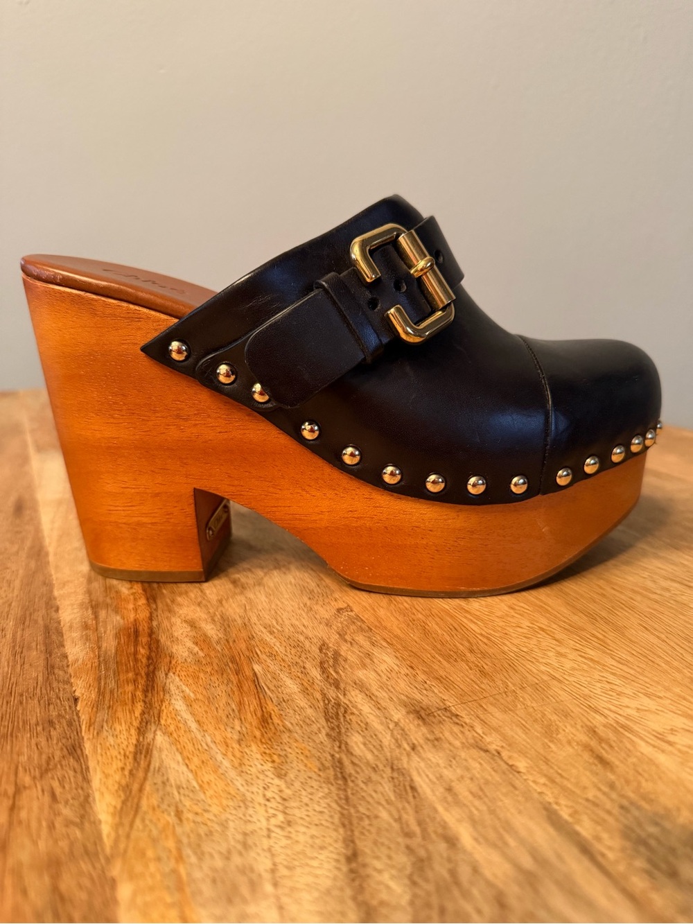 Chloe Black Leather Studded Wood-Platform Clogs - Picture 8 of 9